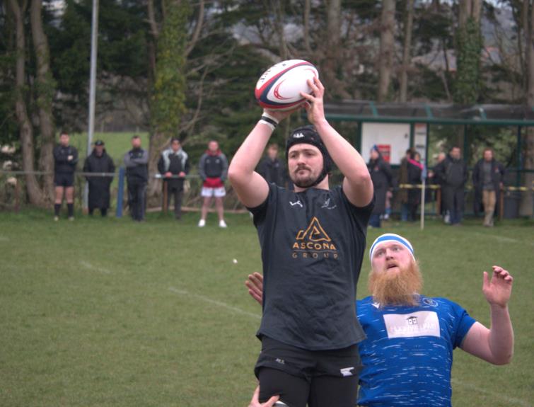 Iestyn Evans wins good ball for Neyland (William John) Iestyn Evans wins good ball for Neyland (William John)